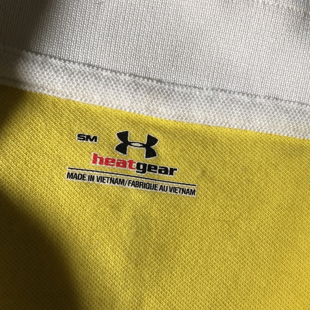 2/$25! ⭐️ Under Armour HeatGear polo - Picture 3 of 8